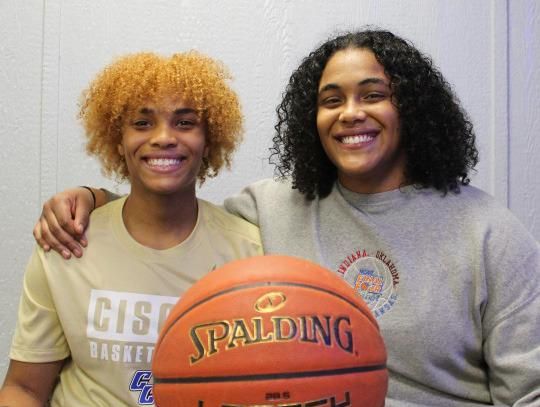 Cisco College’s Christina Baker Coaches Her Baby Sister