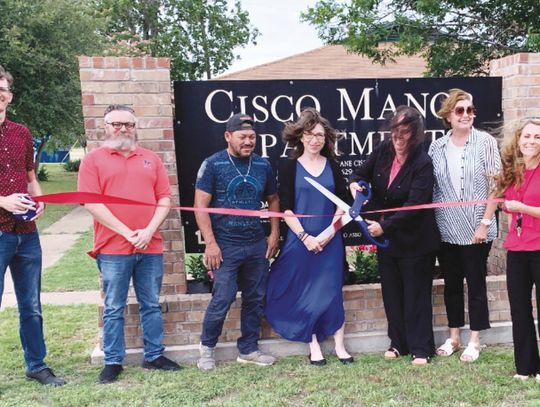 CISCO MANOR APARTMENTS