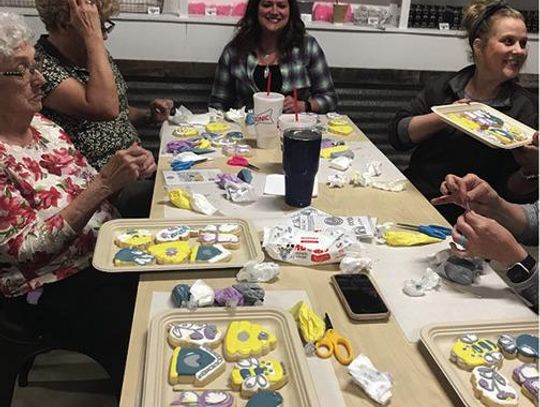 Everyone has Good Time at Zhuzh Bakery Cookie Decorating Class