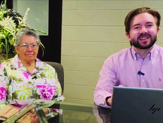 &LVFR:ULWHUV&OXE2IÀFHUV Ruth York and Priscilla Bettis interviewed on Rip’s Report