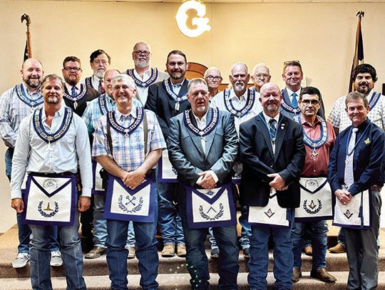 MASONIC DISTRICT 73 INSTALLS OFFICERS