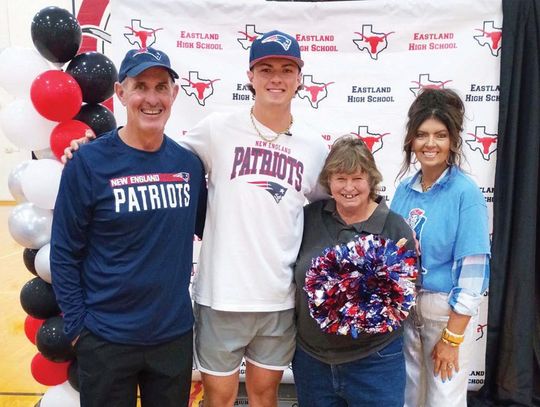 Proud Time for Morton Family, Alumni