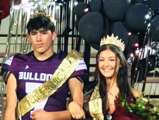 Ranger ISD Queen, King Crowned at Homecoming