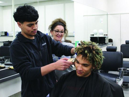 Rhonda Bryant’s Passion for Teaching Leads to New Cisco College Barber School