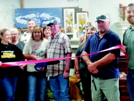 Ribbon Cutting for Vintage 1306 Antique Market