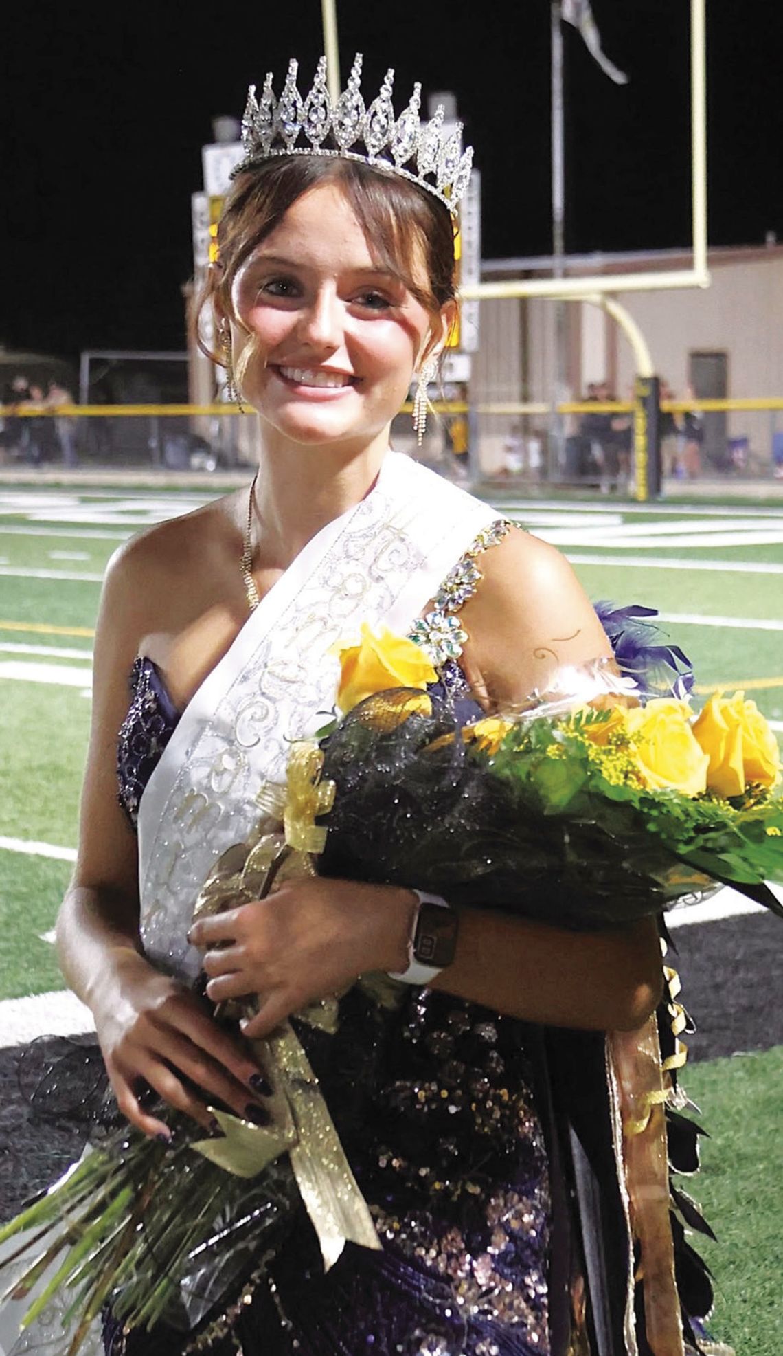 CHS, EHS Crown Homecoming Queens, King
