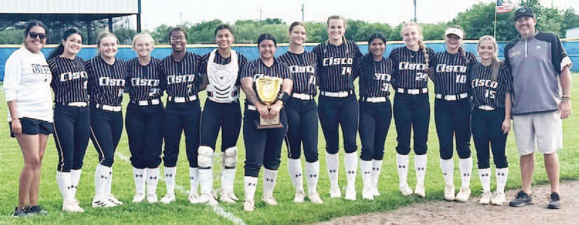 Cisco Lady Loboes Softball Team District 7-2A Champions