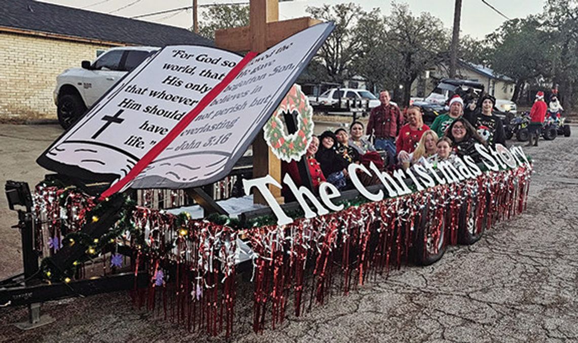 Lights Sparkle in County Christmas Parades Lights Sparkle in County Christmas Parades