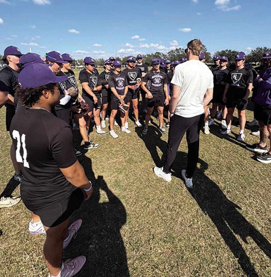 Ranger College Baseball Meets with Alumnus Chris Kean