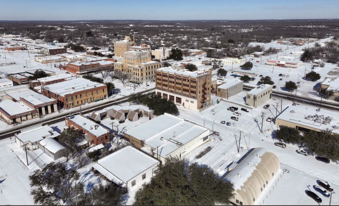 Winter Storm Shuts Down Eastland County